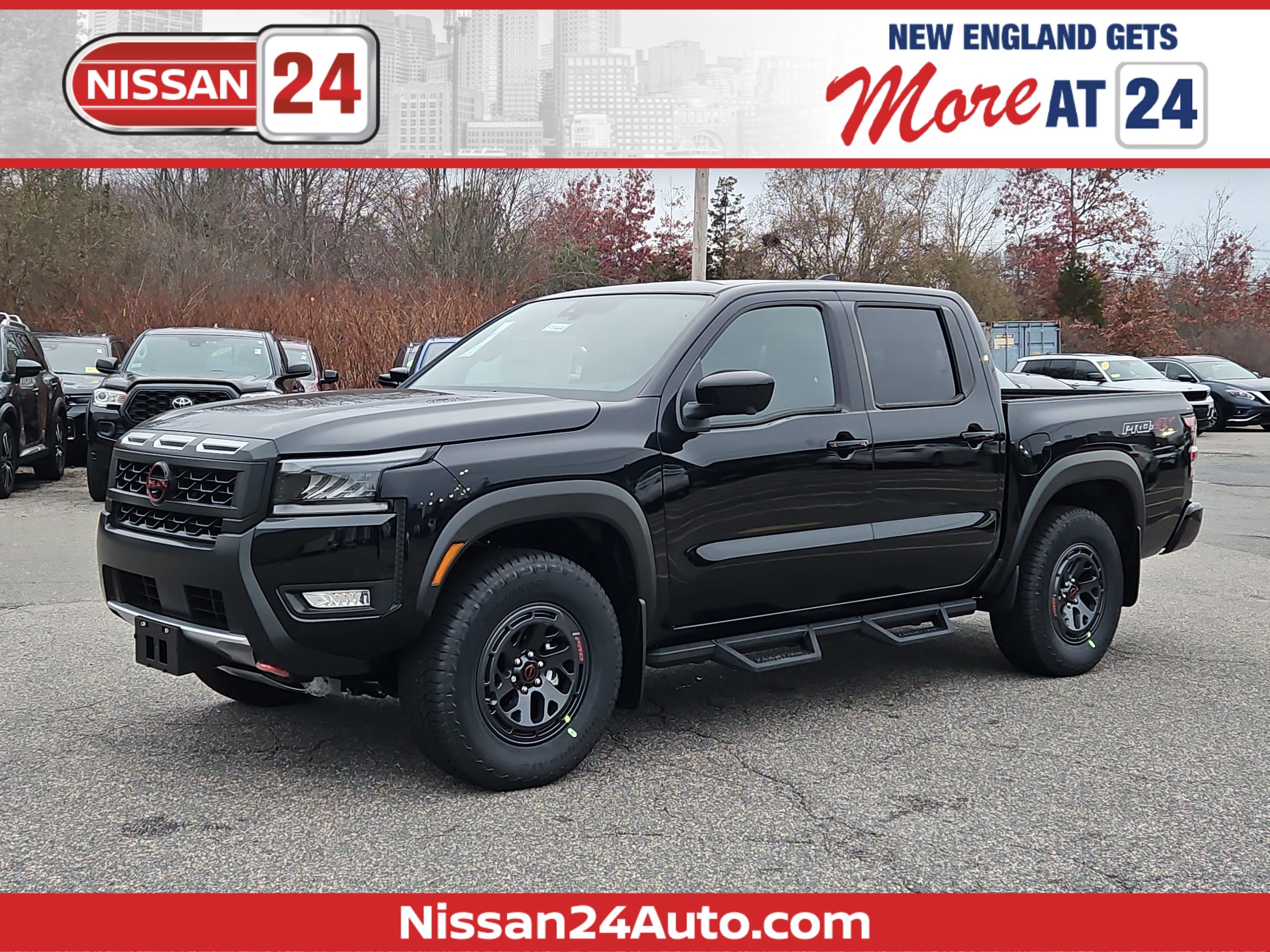 2026 Nissan Frontier PRO-4X's photo