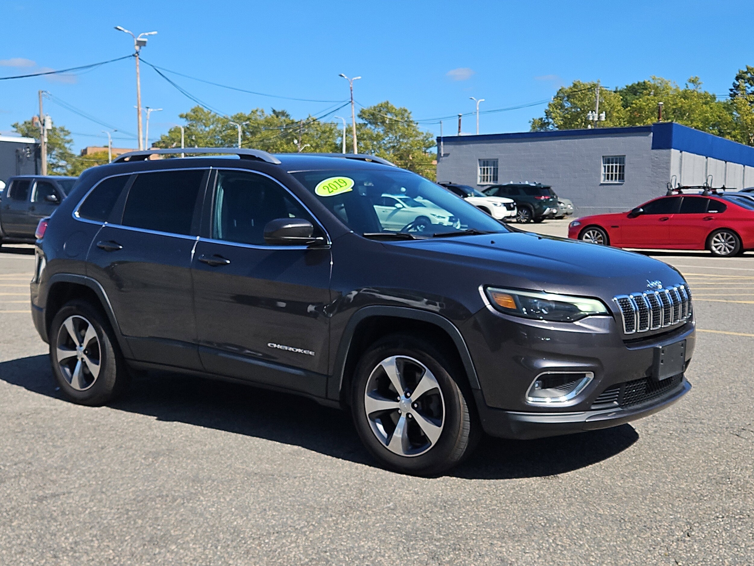 2019 Jeep Cherokee Limited photo 2