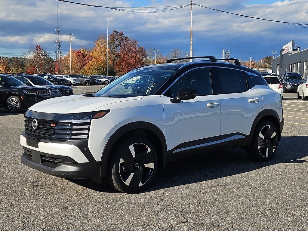 New 2026 Nissan Kicks SR