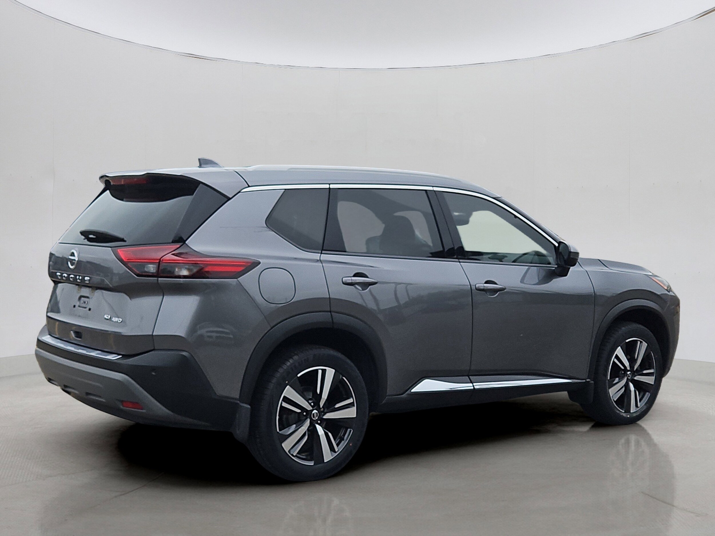 2021 Nissan Rogue SL photo 2