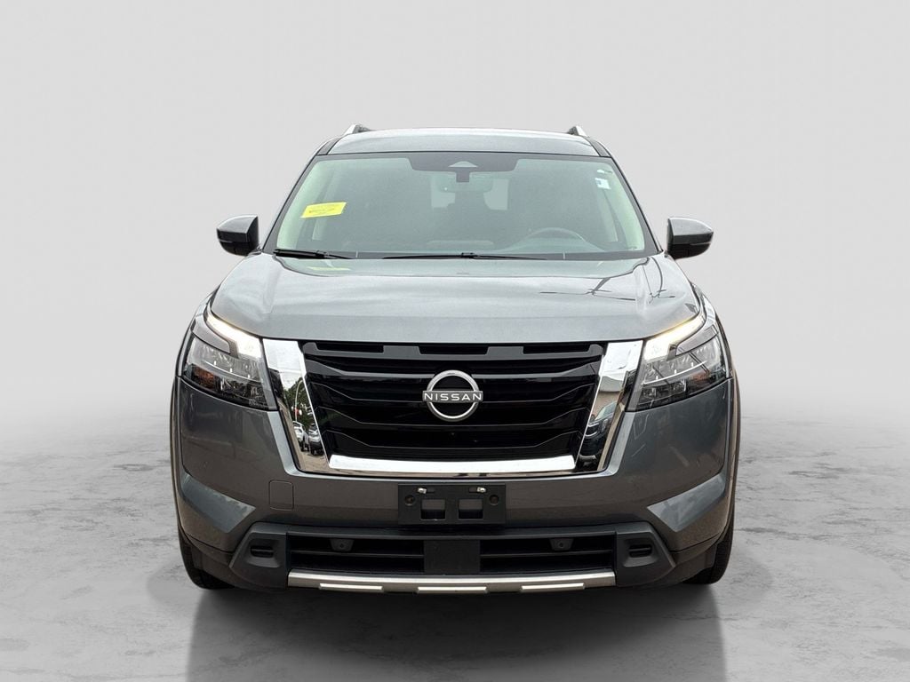 Certified 2025 Nissan Pathfinder SL SUV