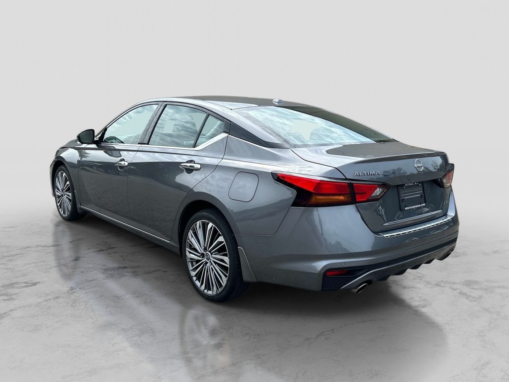 Certified 2023 Nissan Altima 2.5 SL Sedan