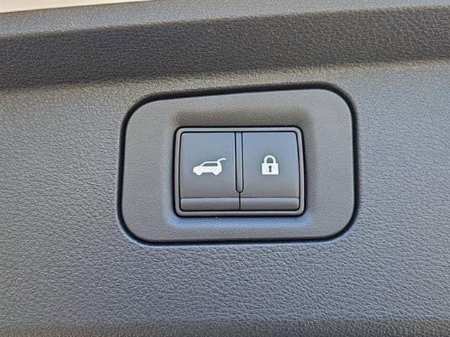 2025 Nissan Armada PRO-4X - Photo 15