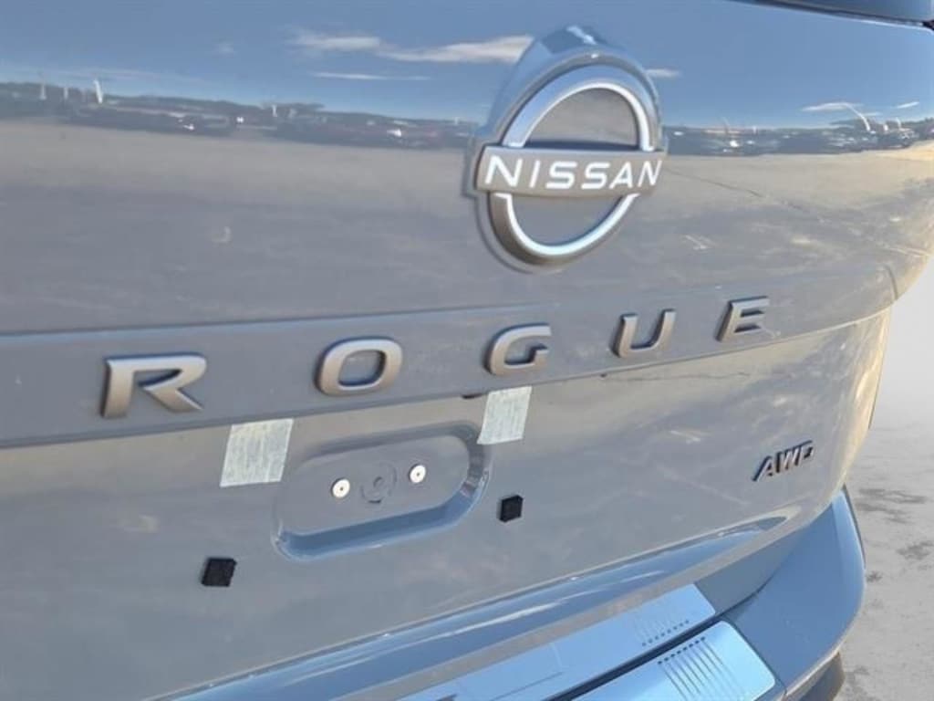 New 2026 Nissan Rogue SV
