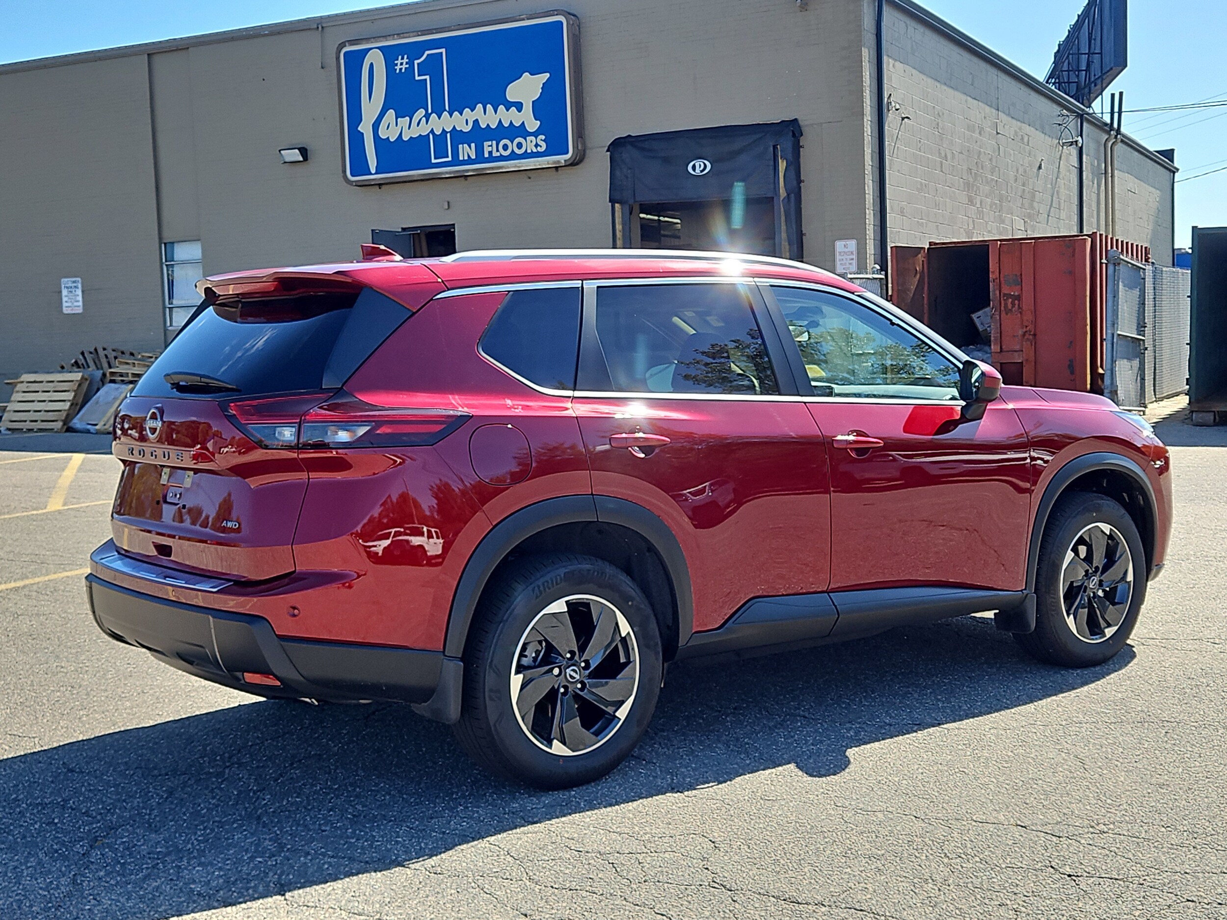 2025 Nissan Rogue SV photo 3