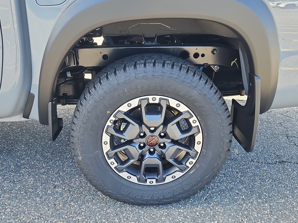 New 2026 Nissan Frontier Crew Cab PRO-4X 4x4 Truck Crew Cab