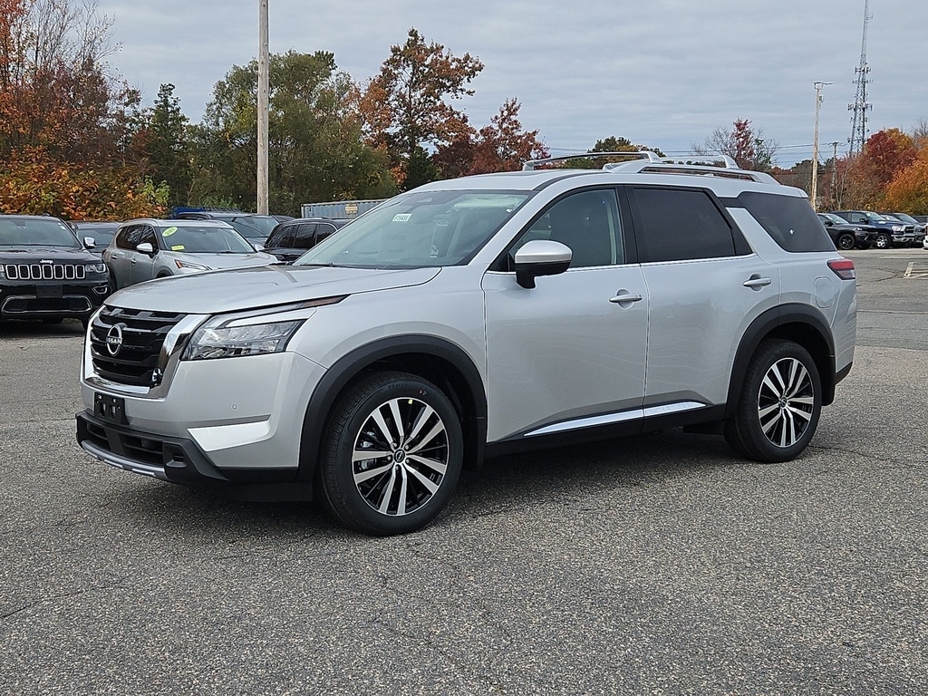 New 2025 Nissan Pathfinder Platinum 4WD