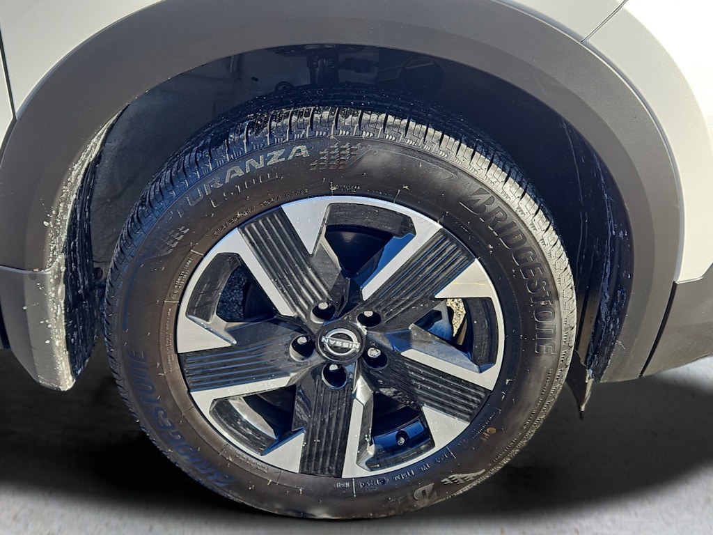 Certified 2025 Nissan Kicks SV SUV