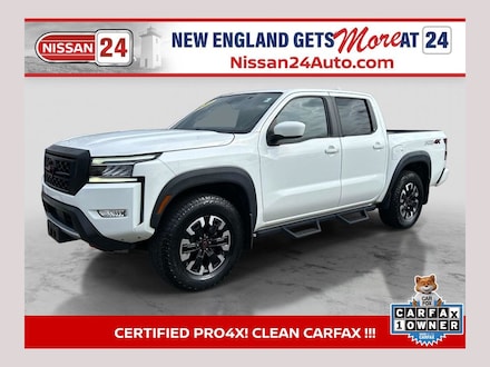 2022 Nissan Frontier PRO-4X Truck