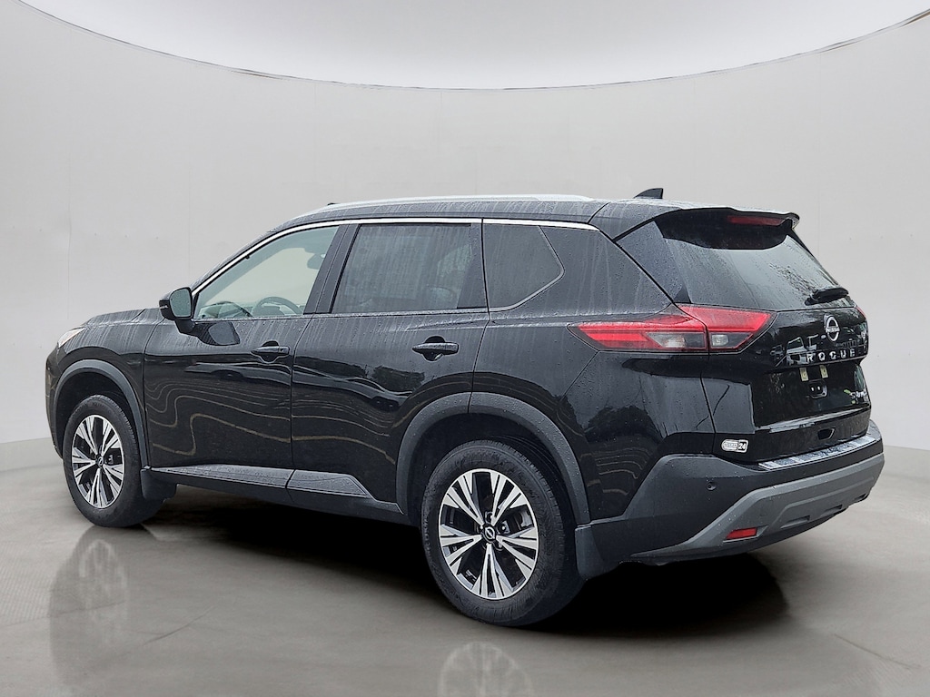 Certified 2022 Nissan Rogue SV SUV