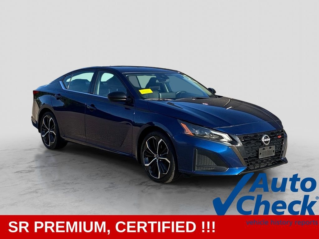 Certified 2023 Nissan