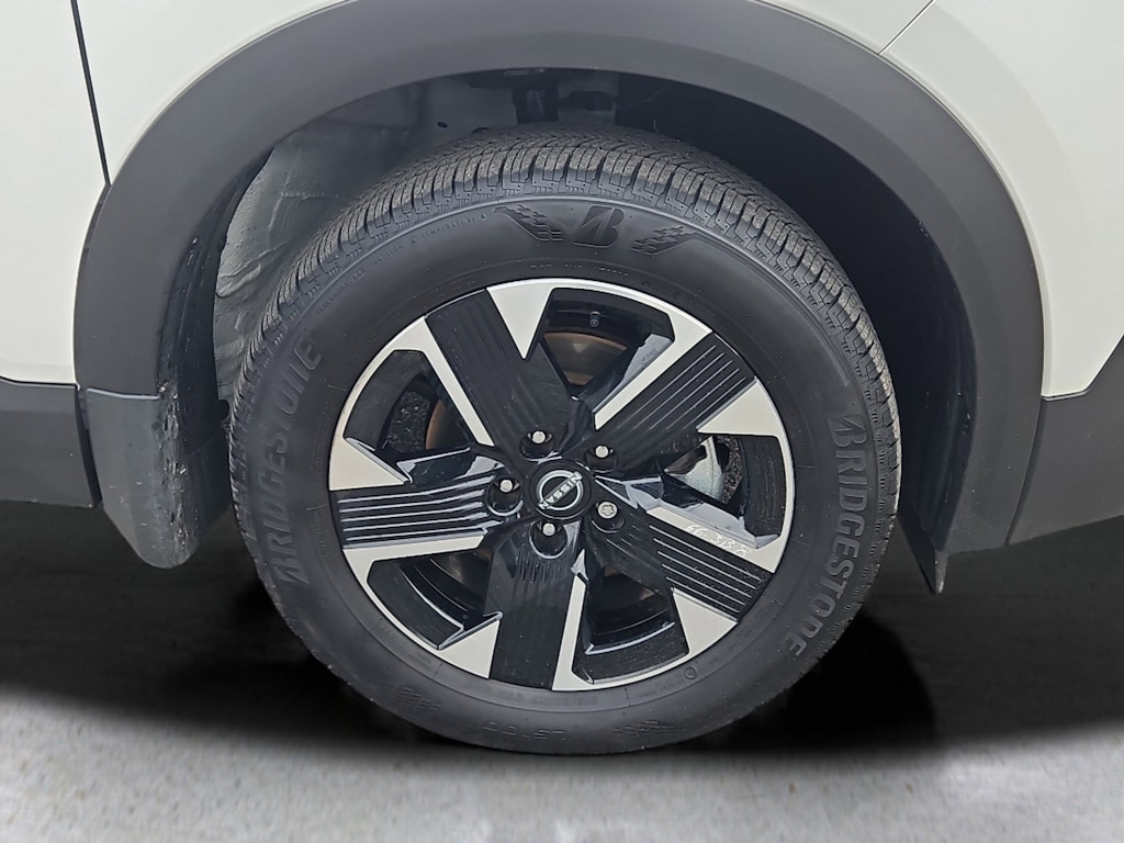 Certified 2025 Nissan Kicks SV SUV