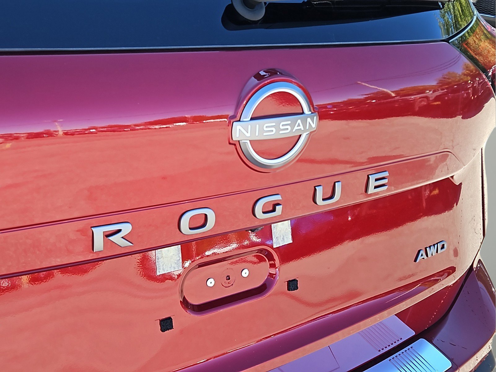 2025 Nissan Rogue SV photo 3