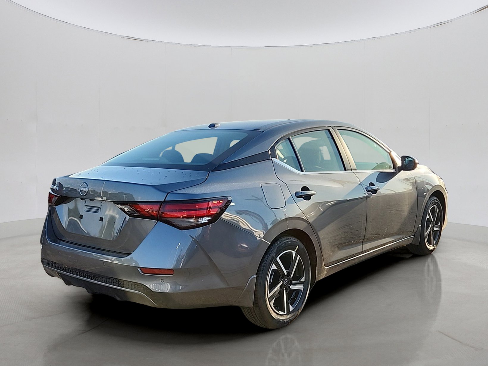 2025 Nissan Sentra SV photo 2