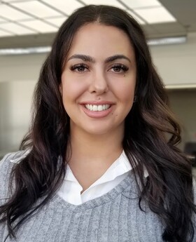Staff member Amy Scrivo from ID_70c234e5341a