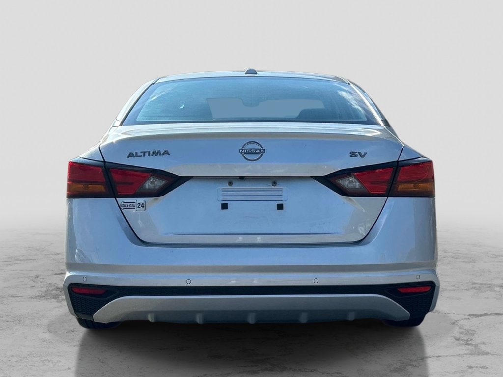 Certified 2024 Nissan