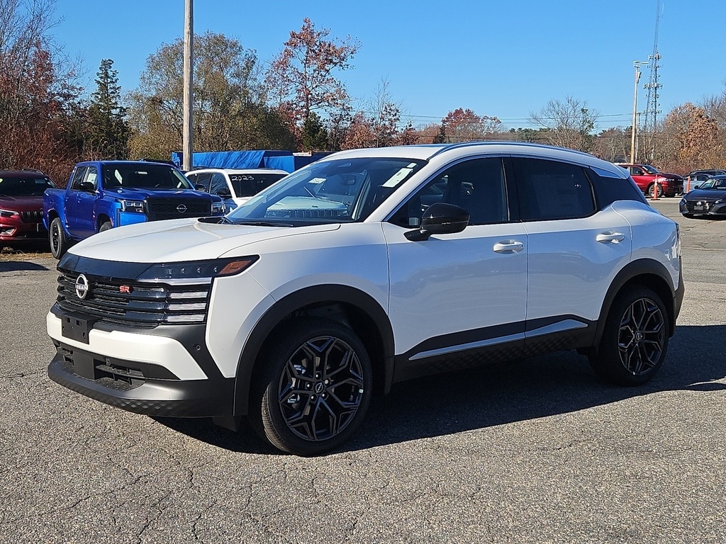 New 2026 Nissan Kicks SR