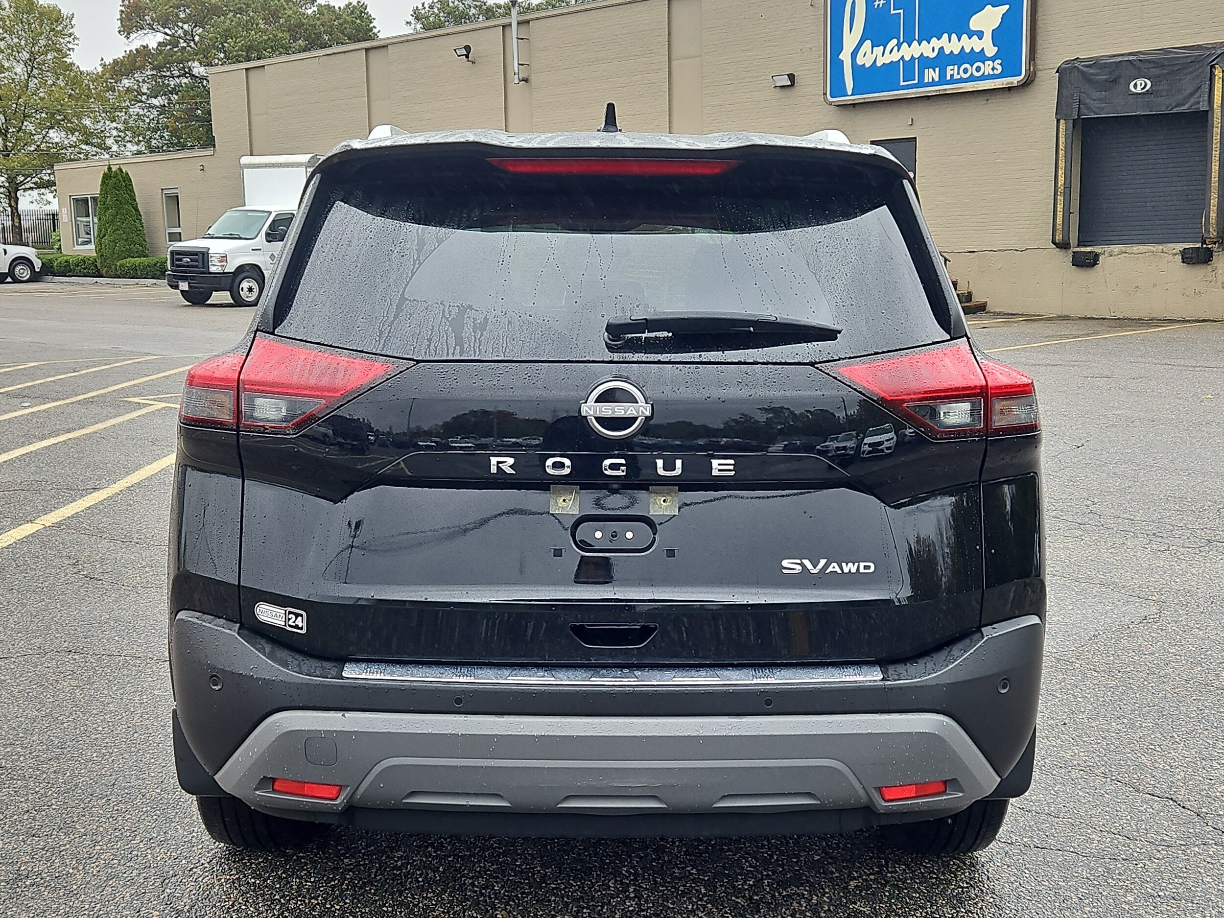 2022 Nissan Rogue SV photo 3
