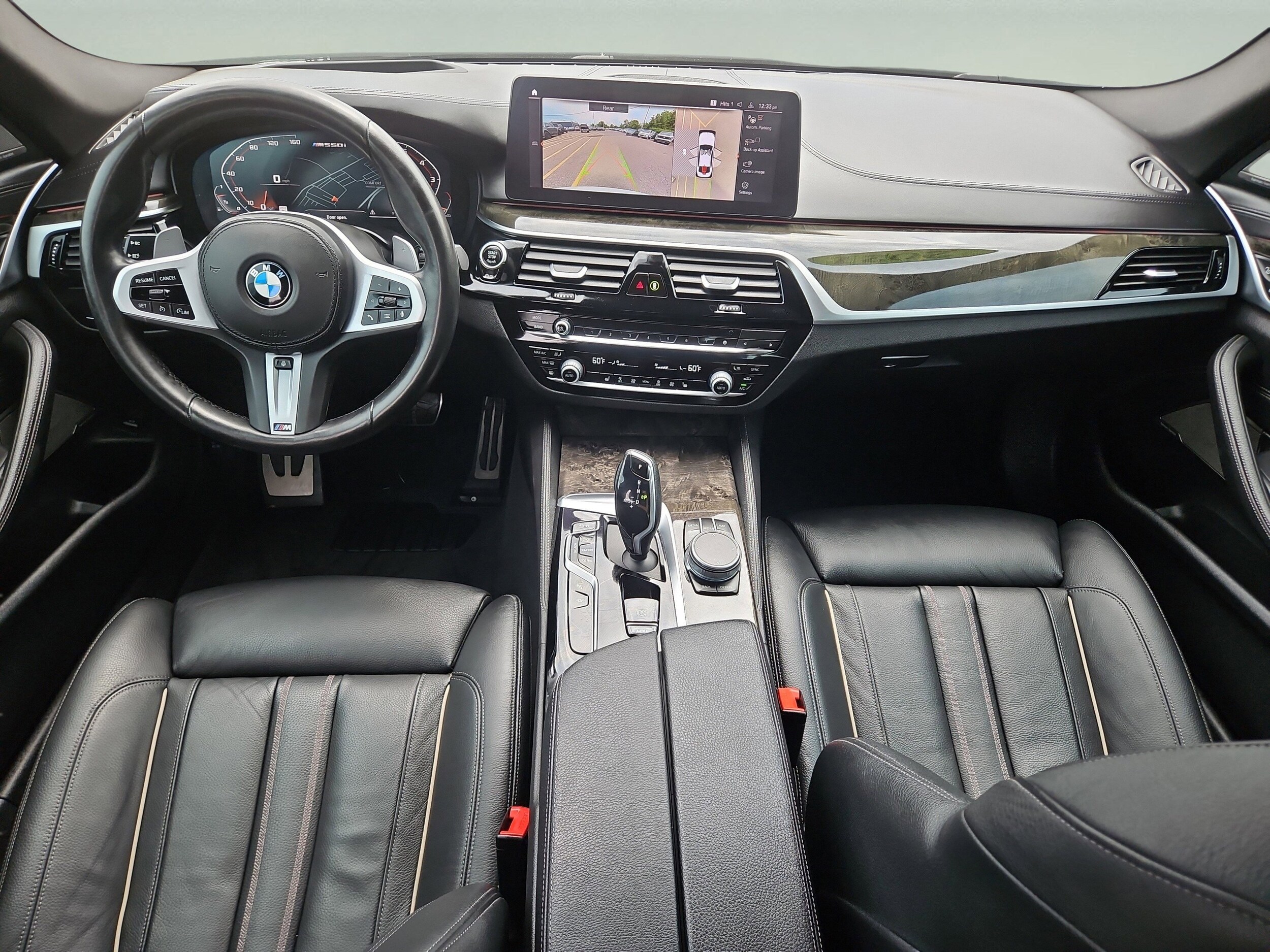 2021 Bmw M550i xDrive photo 2