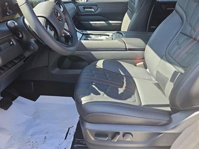 2025 Nissan Armada PRO-4X - Photo 20