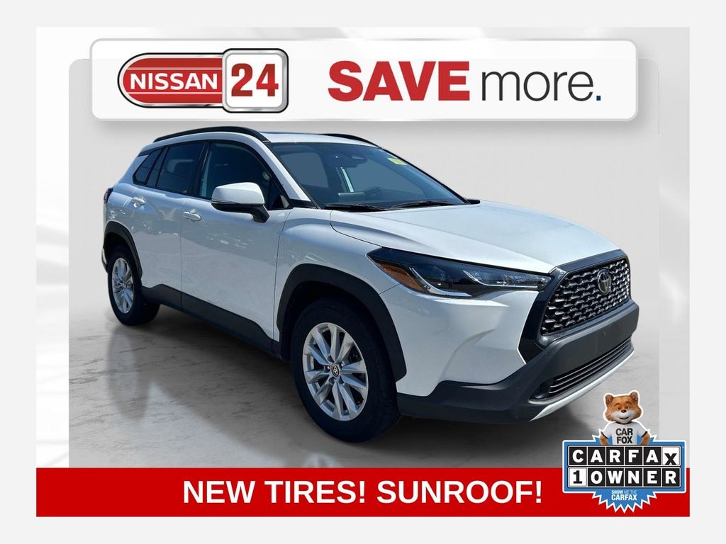 Used 2024 Toyota Corolla Cross LE SUV