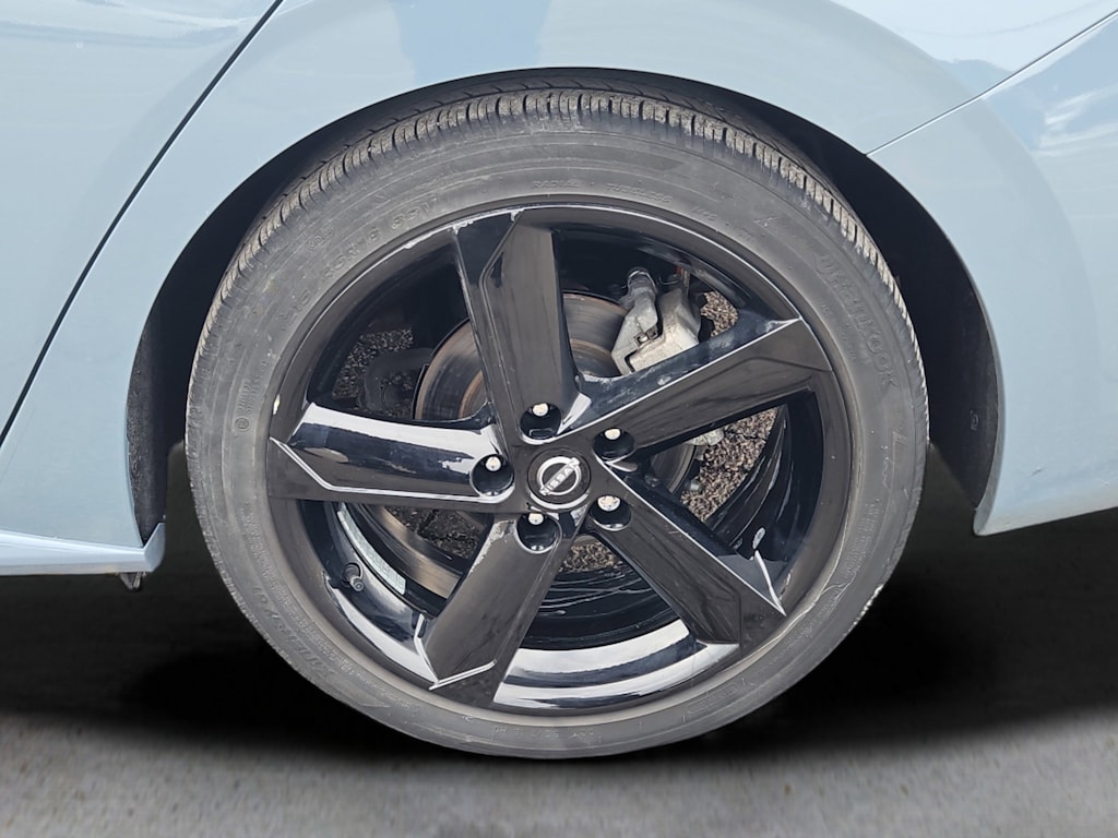 Certified 2024 Nissan Sentra SR Sedan