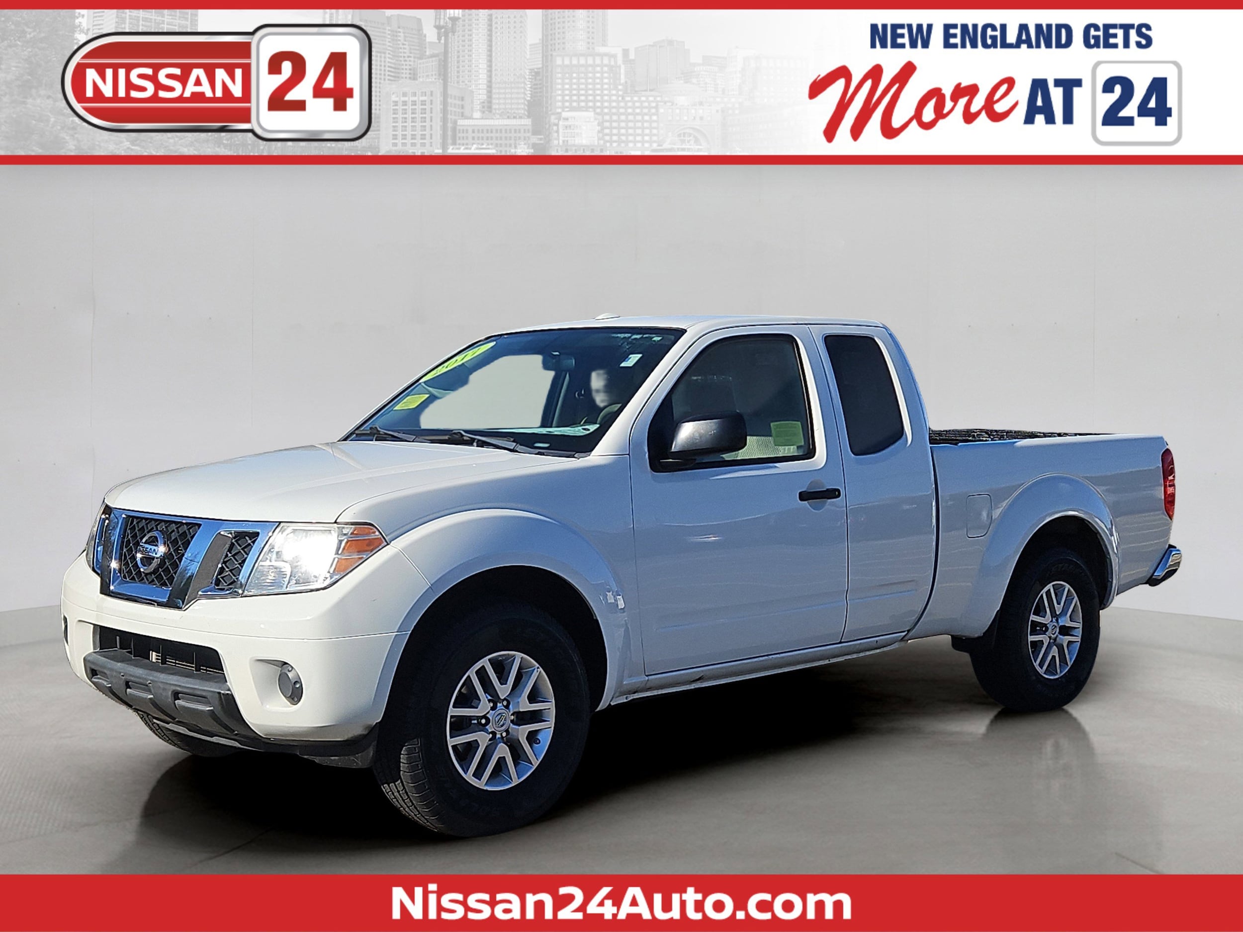 2017 Nissan Frontier SV's photo