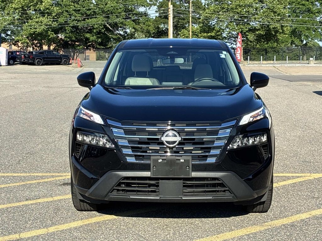 Certified 2024 Nissan Rogue SV SUV