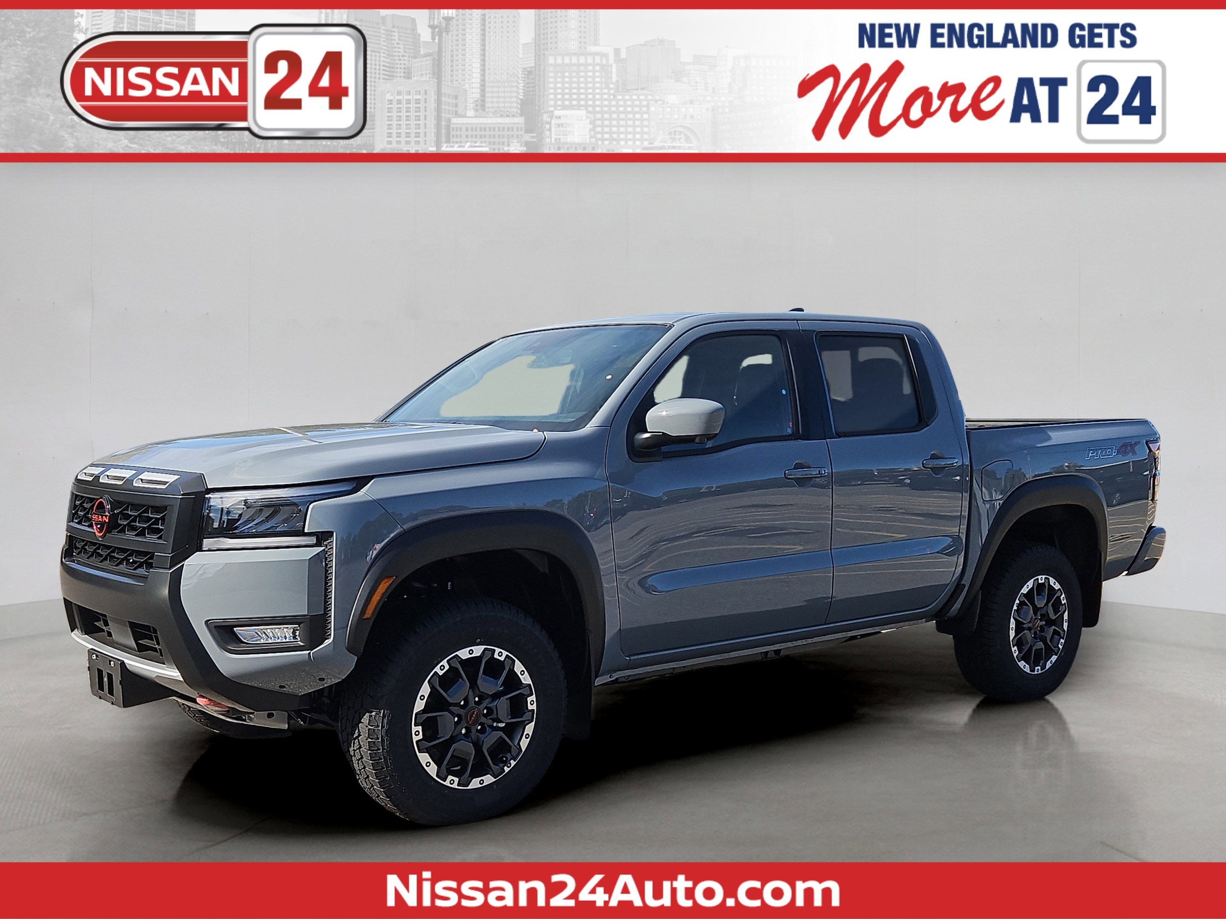 2026 Nissan Frontier PRO-4X's photo