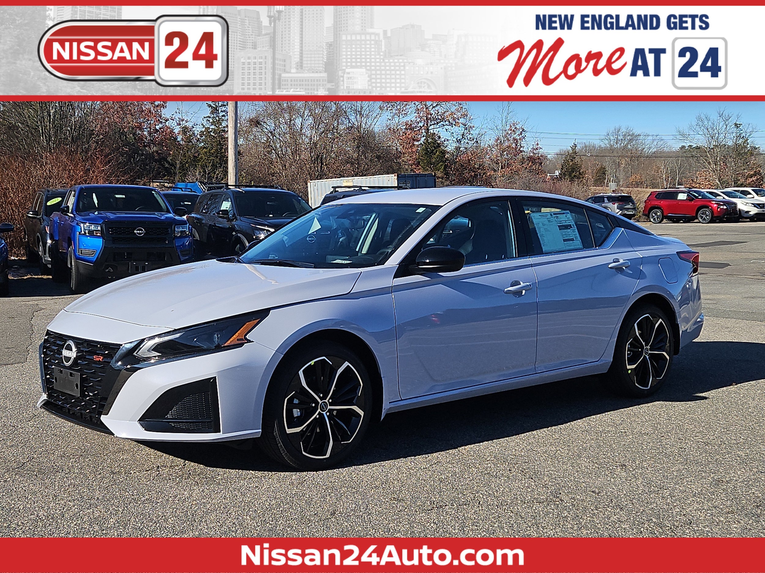 2025 Nissan Altima SR's photo