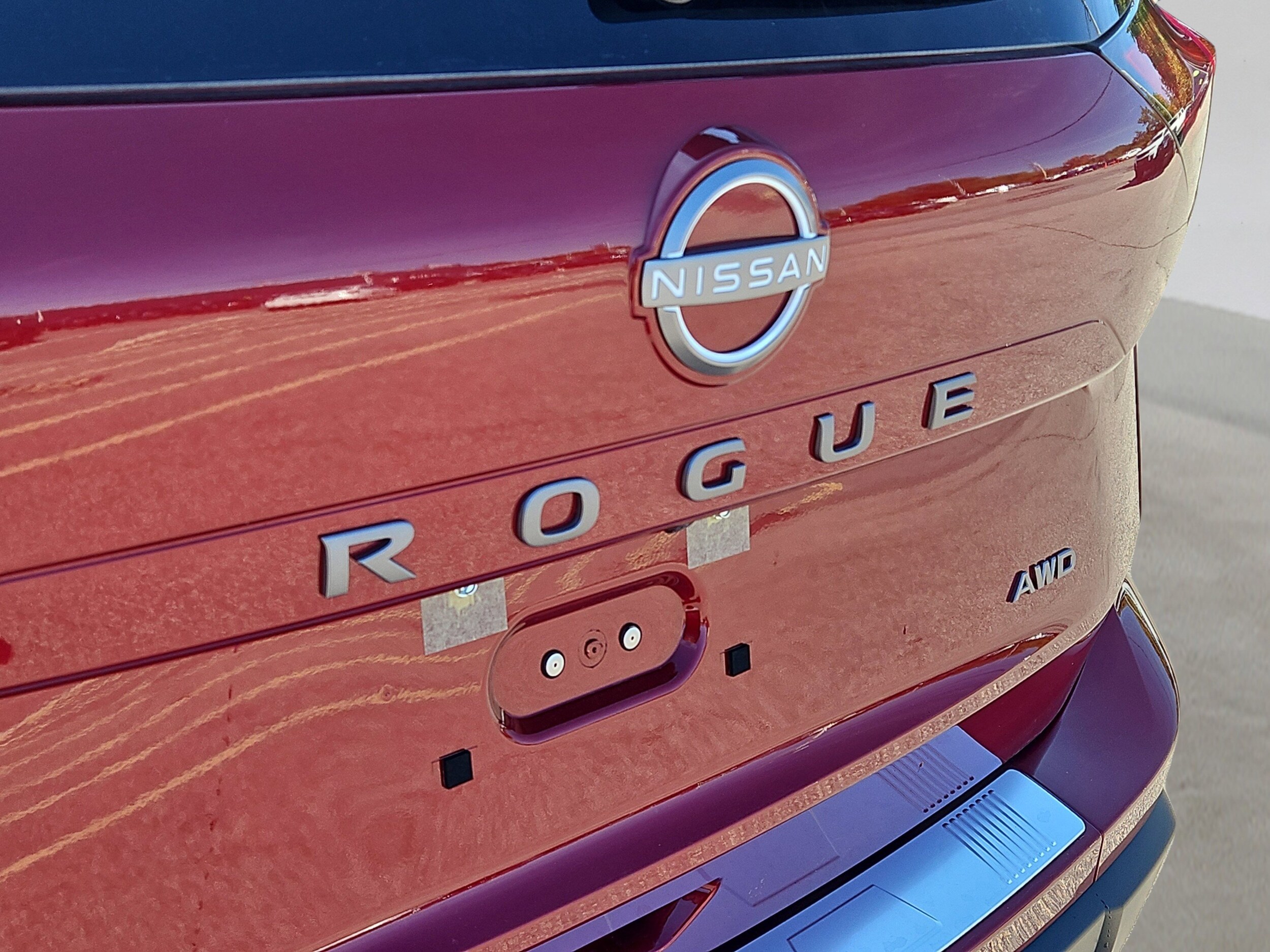 2025 Nissan Rogue SV photo 3