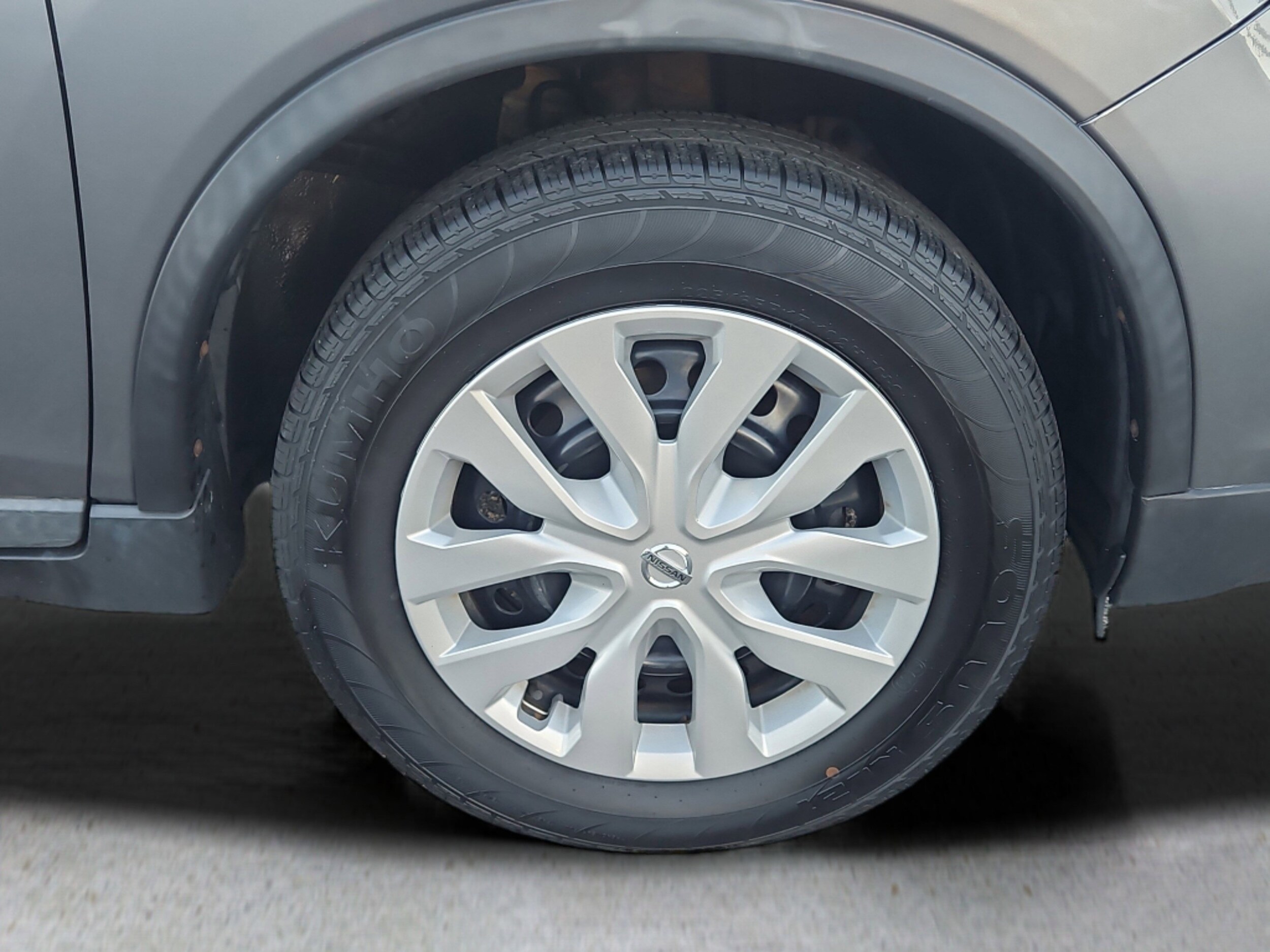 2018 Nissan Rogue S photo 4