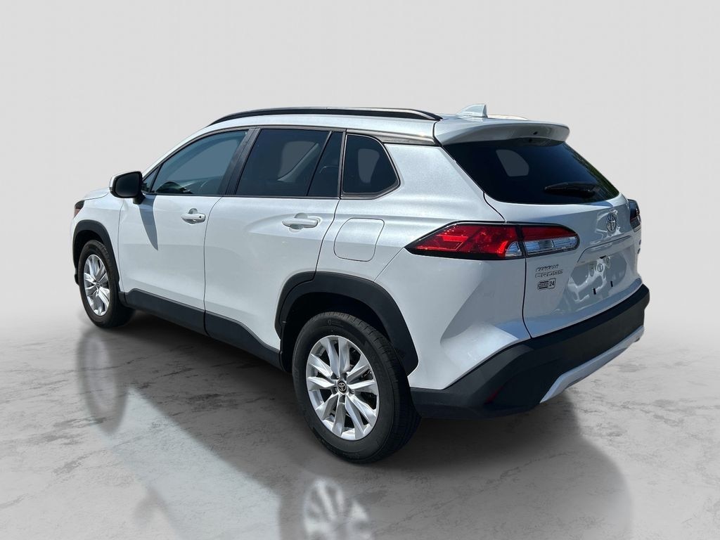 Used 2024 Toyota Corolla Cross LE SUV