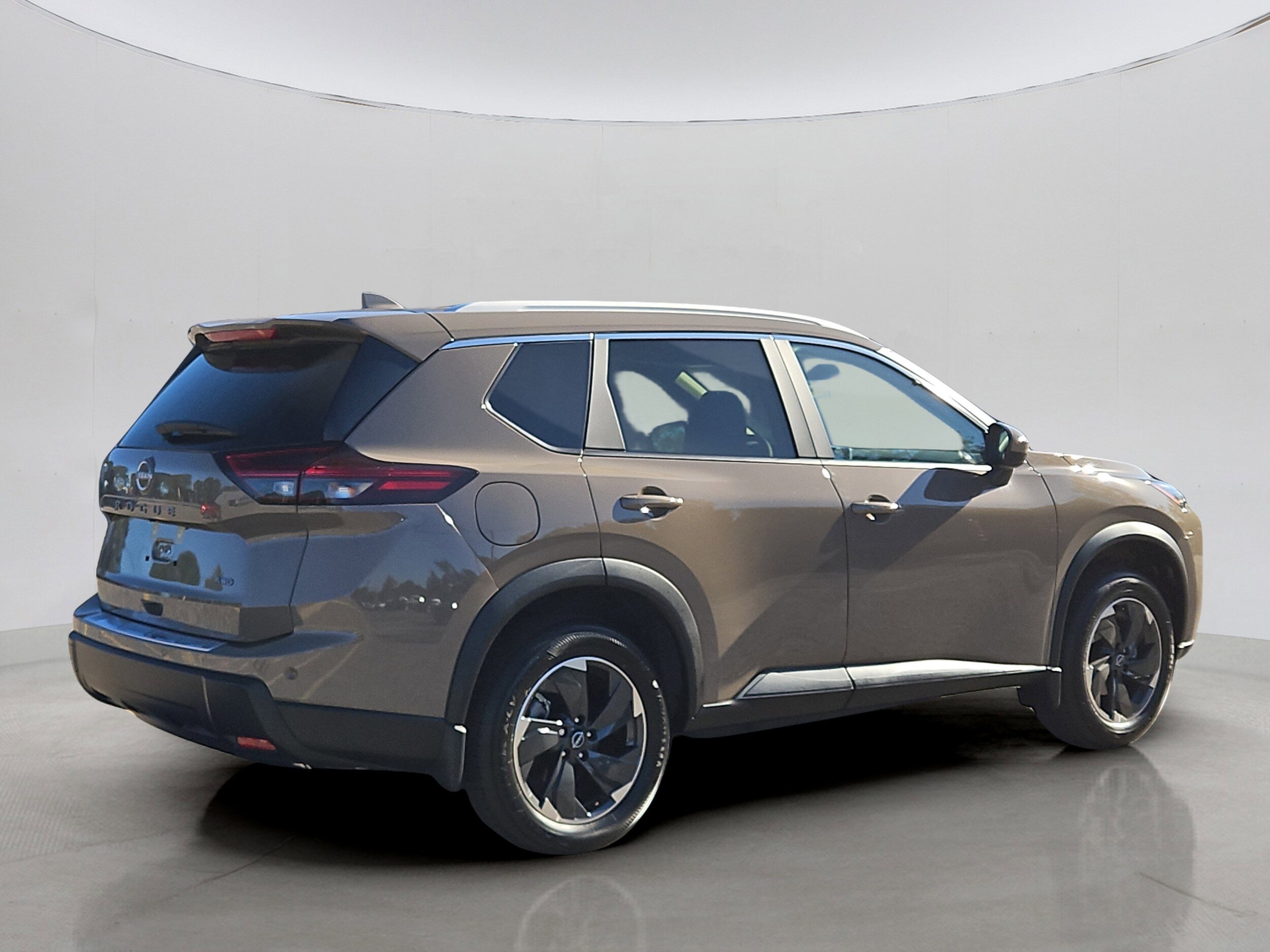2025 Nissan Rogue SV photo 3