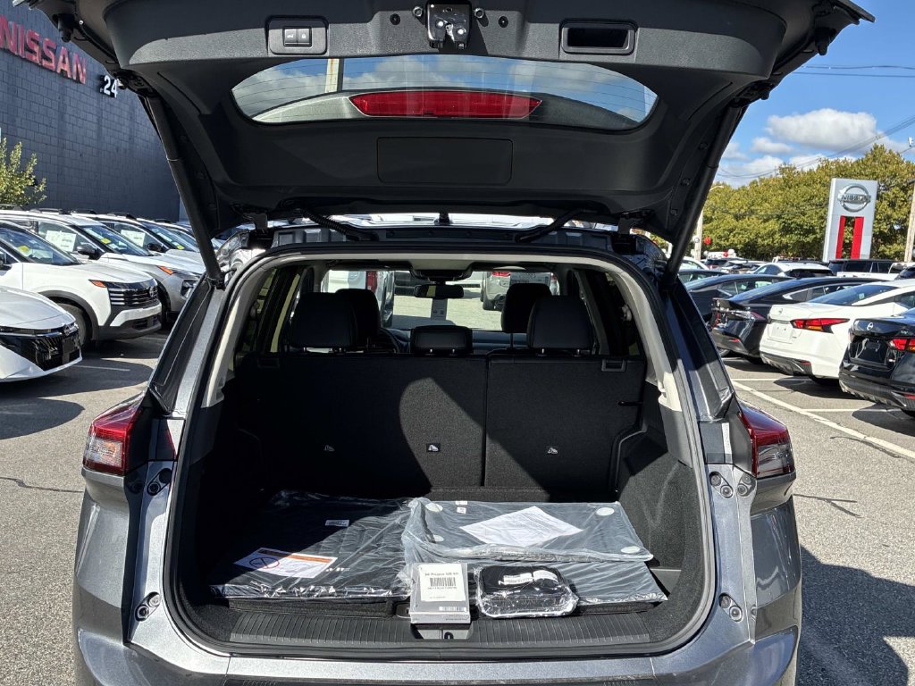 New 2026 Nissan Rogue Platinum SUV