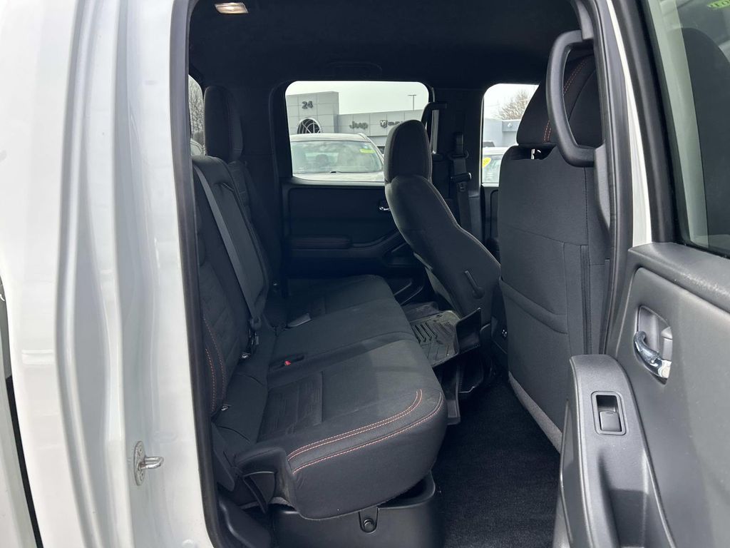 2022 Nissan Frontier PRO-4X - Photo 14