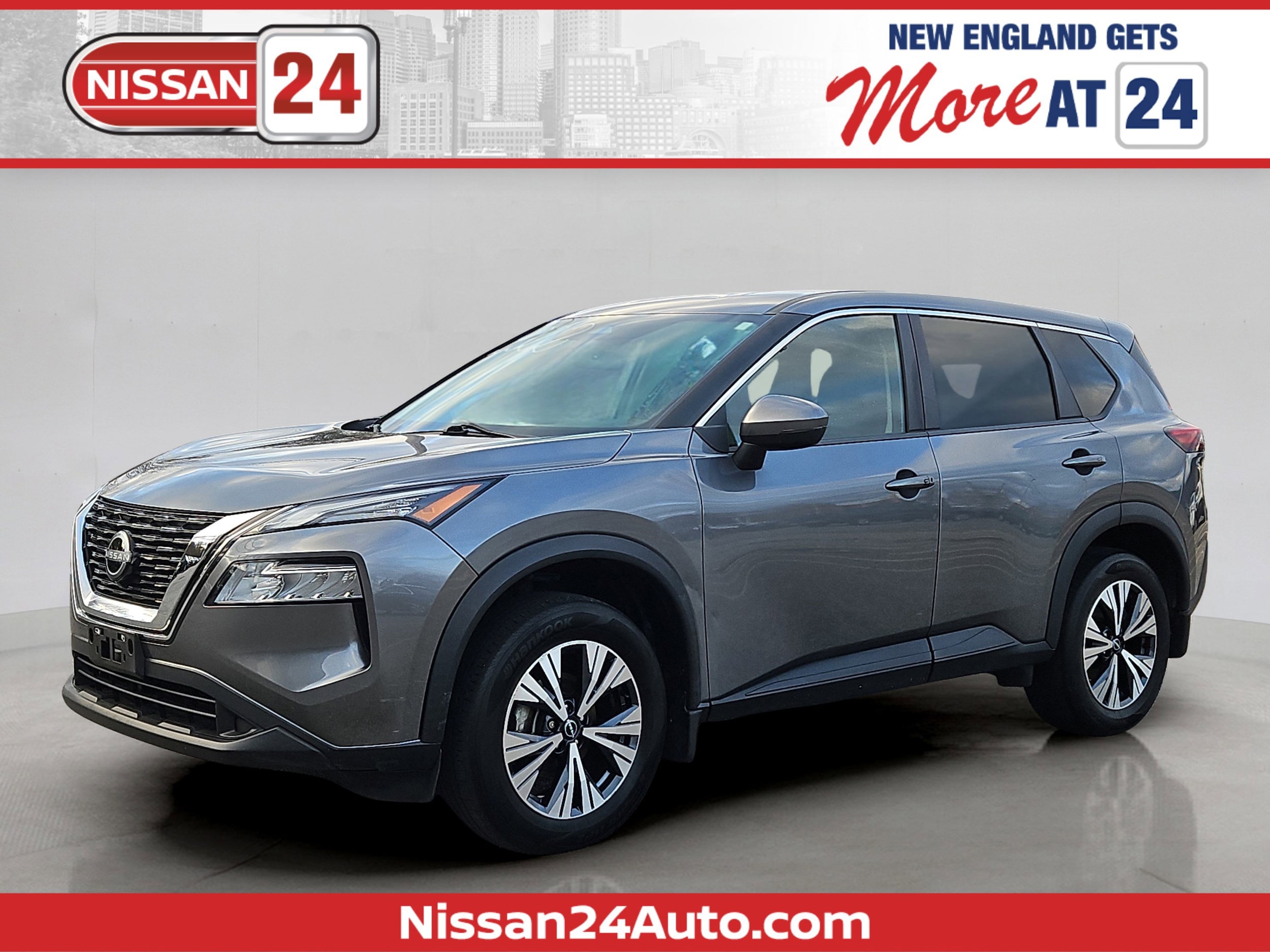 2022 Nissan Rogue SV's photo