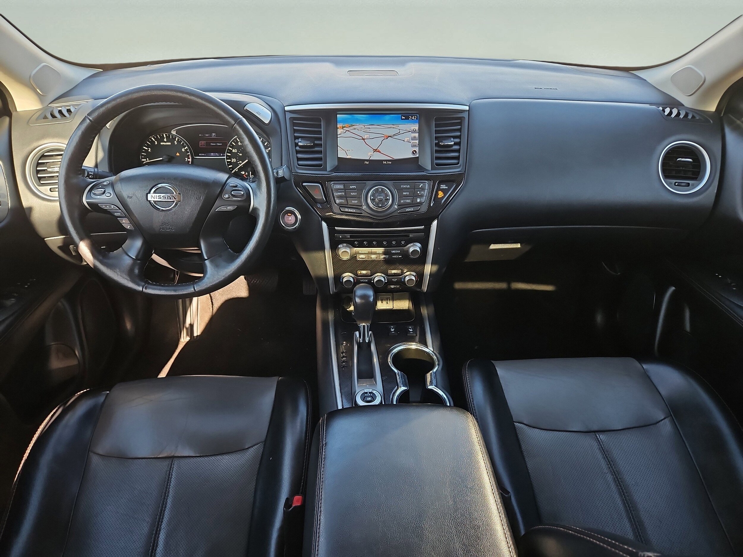 2020 Nissan Pathfinder SL Rock Creek photo 2