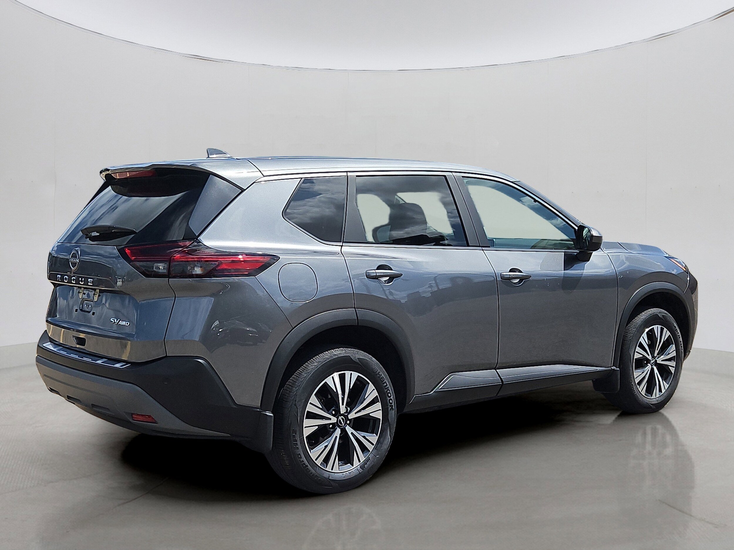 2023 Nissan Rogue SV photo 3