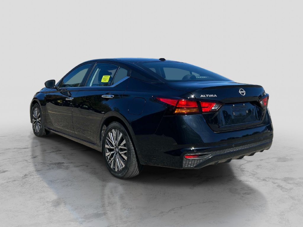 Certified 2024 Nissan