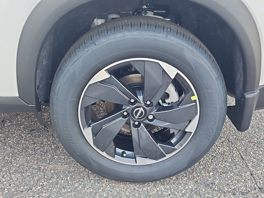 New 2026 Nissan Rogue SV