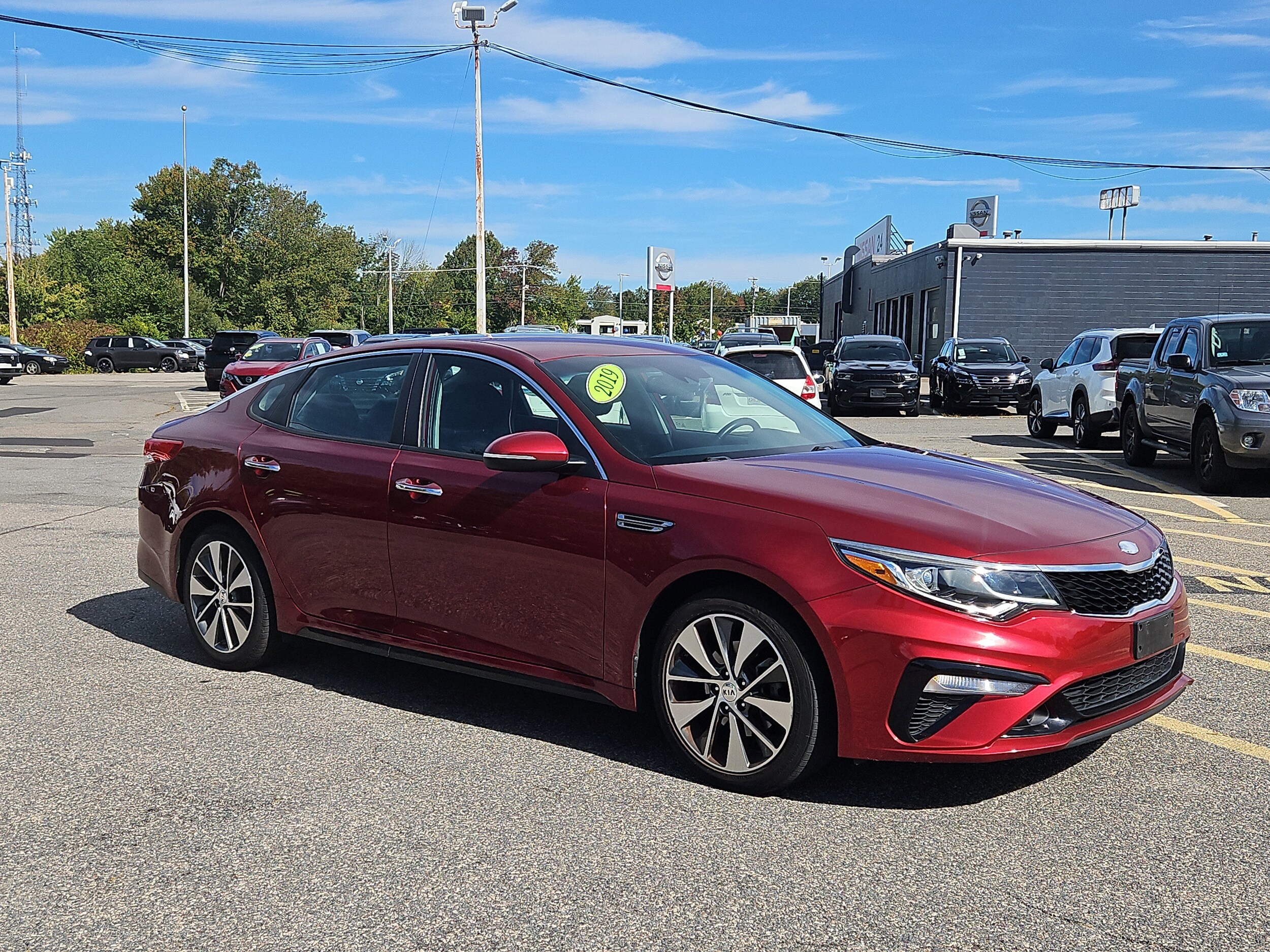 2019 Kia Optima S photo 2