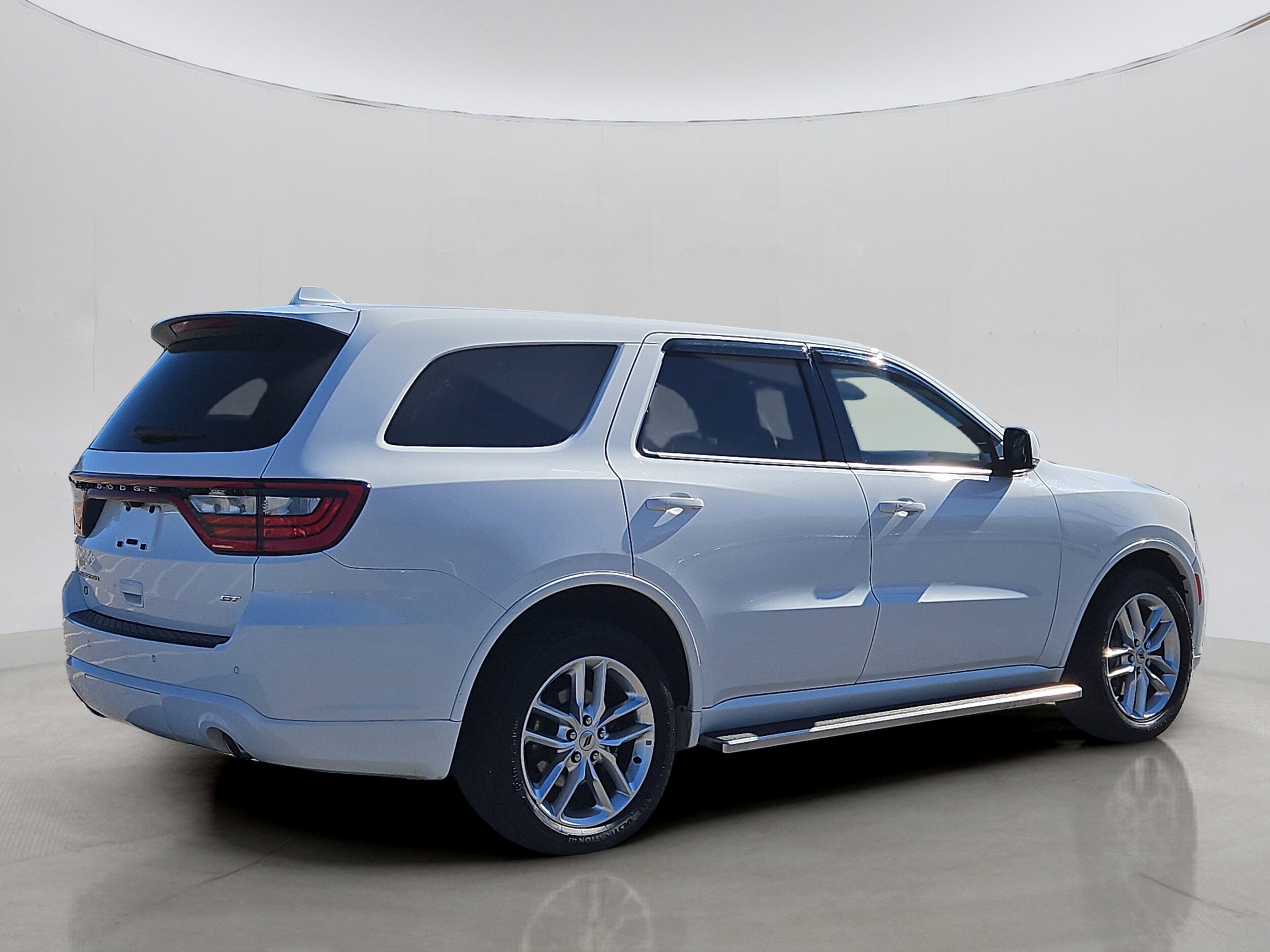 2022 Dodge Durango GT photo 3