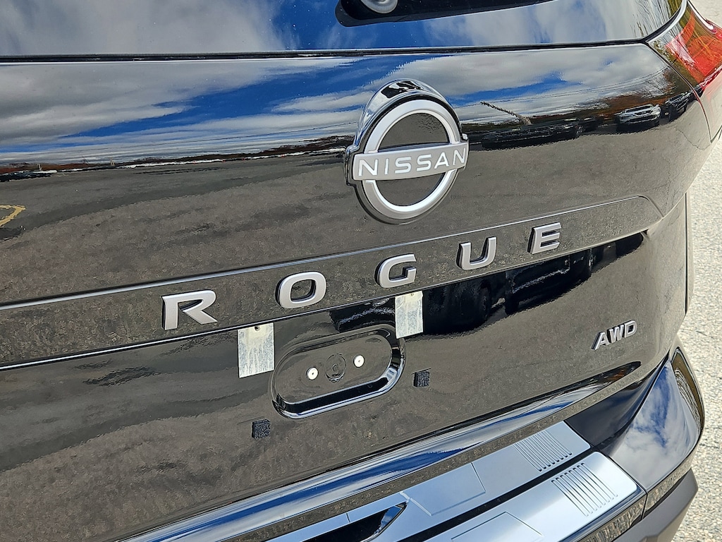 Certified 2026 Nissan Rogue SV SUV
