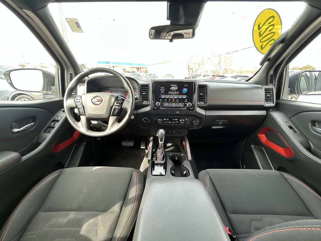 2022 Nissan Frontier PRO-4X - Photo 16