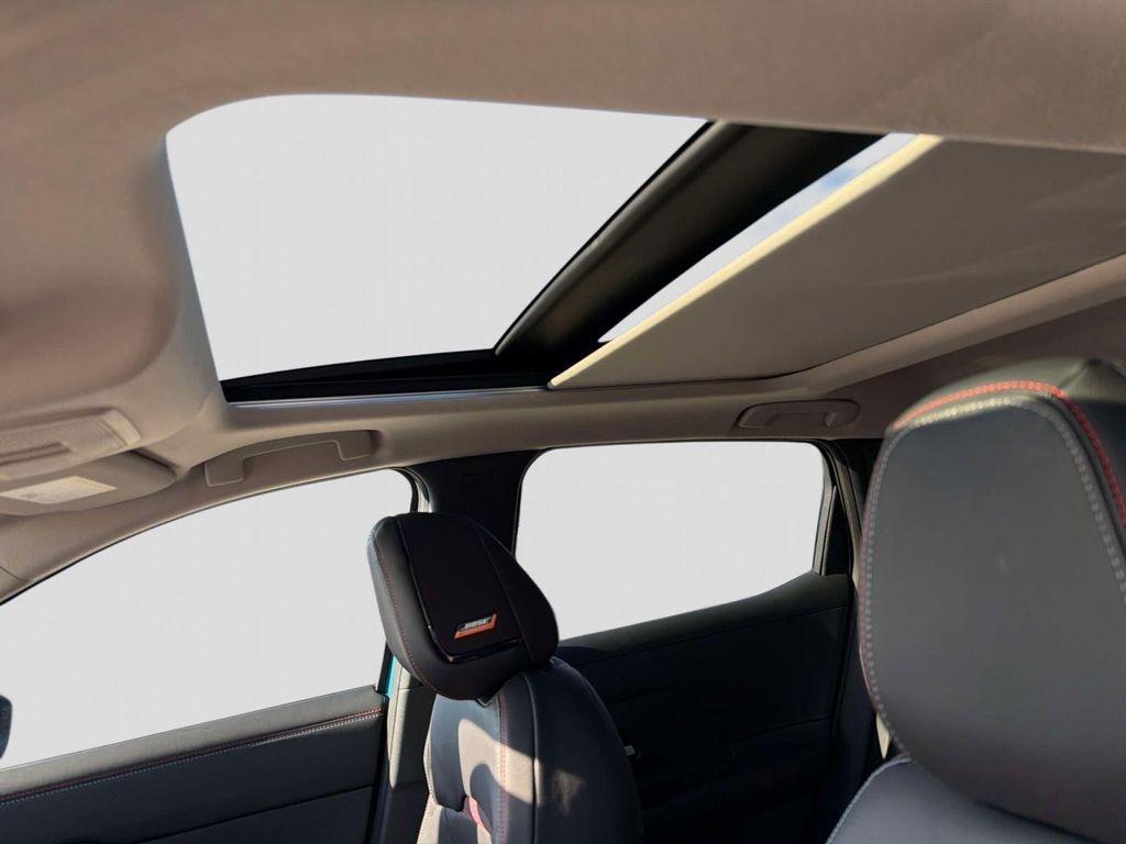 2026 Nissan KICKS SR AWD - Photo 10