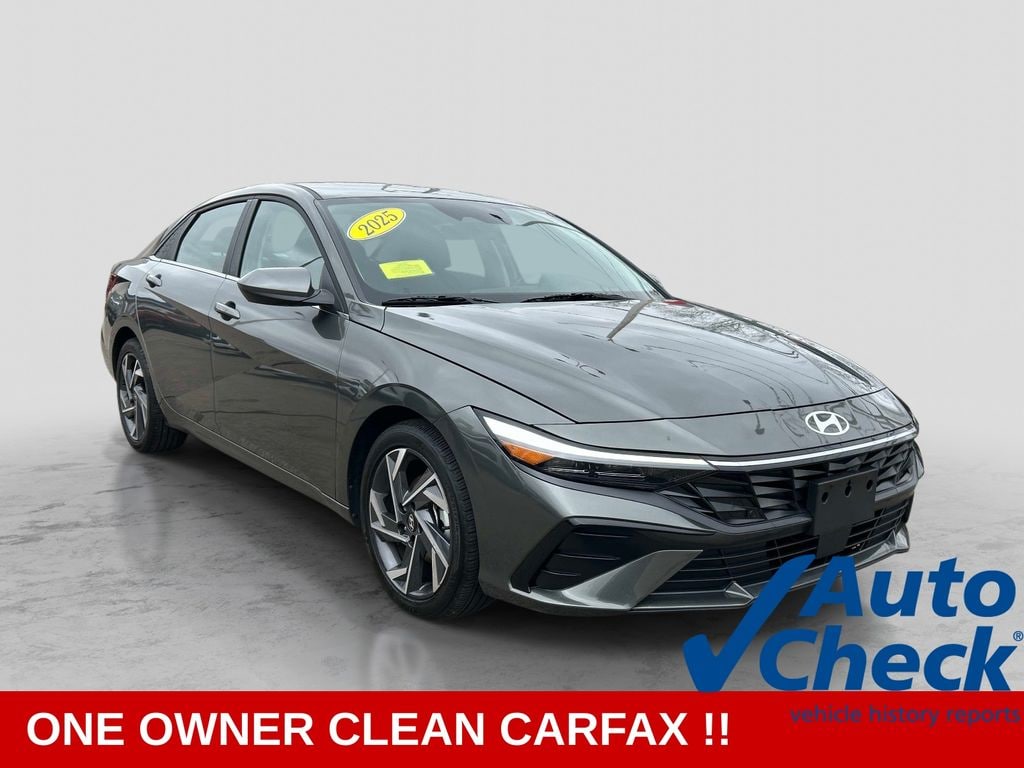 Used 2025 Hyundai Elantra SEL Convenience Sedan