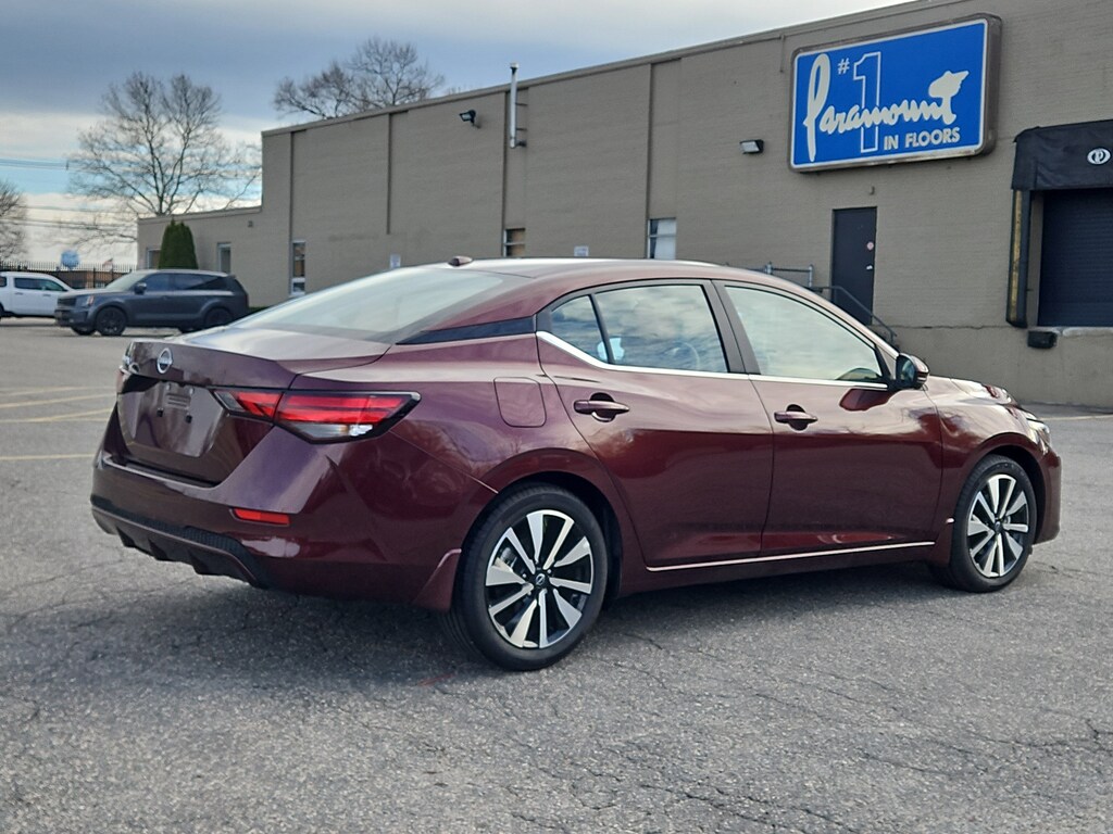 Certified 2025 Nissan