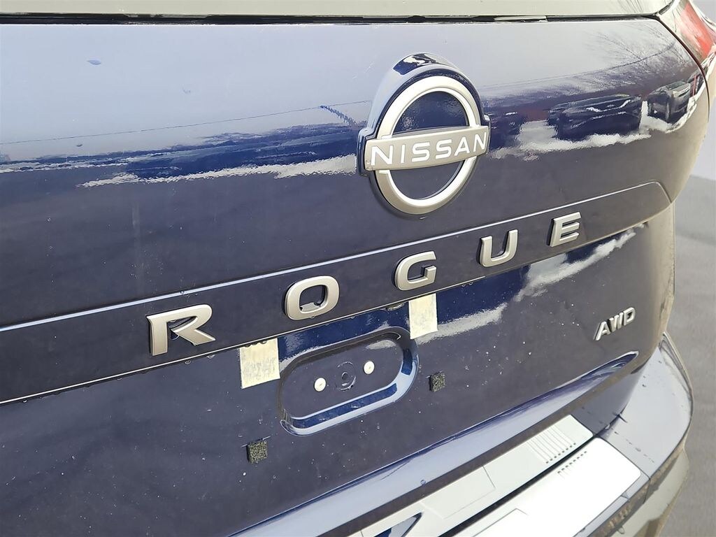 New 2026 Nissan Rogue SV SUV