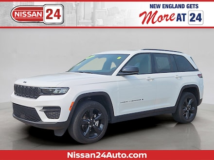 2023 Jeep Grand Cherokee Laredo SUV